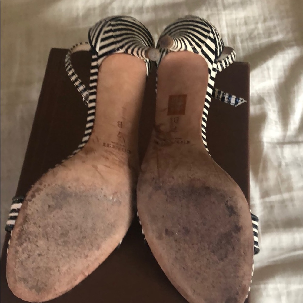 Sandals - Picture 3 of 3
